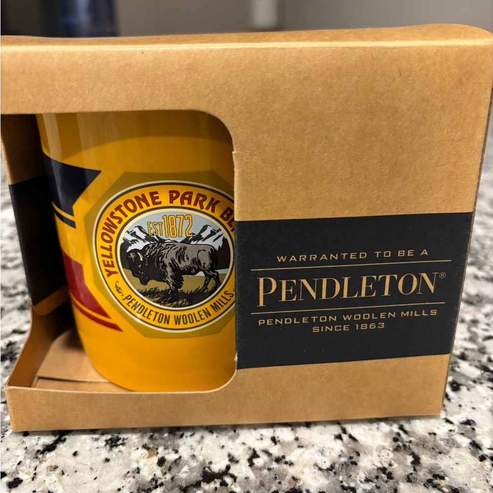 Pendleton Yellowstone Park Bison Yellow Mug